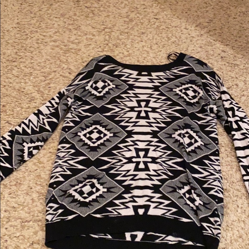 Women’s forever 21 medium sweater